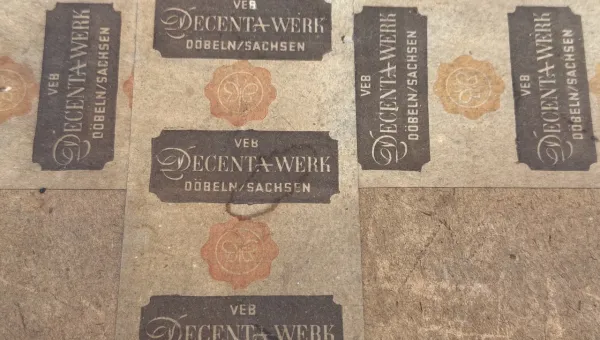 Millimeterseife aus dem Stadtbad Lichtenberg — ein Fund von 1954