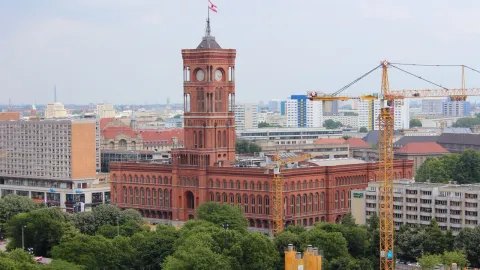 Stadtbad Lichtenberg: Senat antwortet – Zukunftsstrategie bleibt aus
