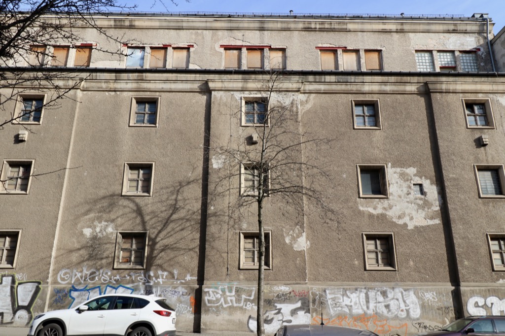 Seitenansicht in der Atzpodienstraße